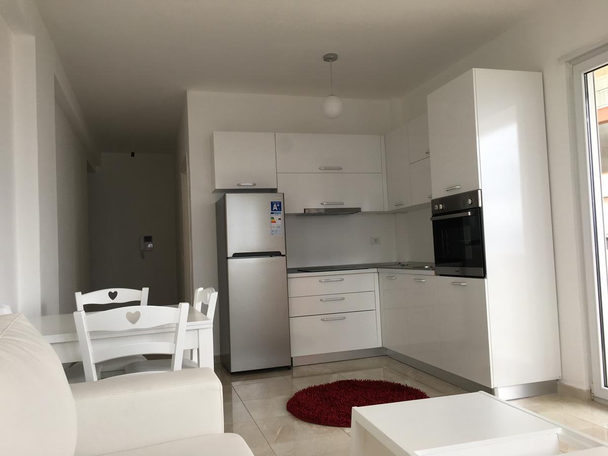 White Residence Apartament Sarandë 外观 照片