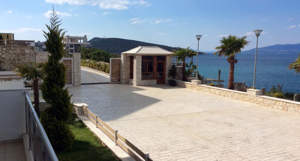 White Residence Apartament Sarandë 外观 照片